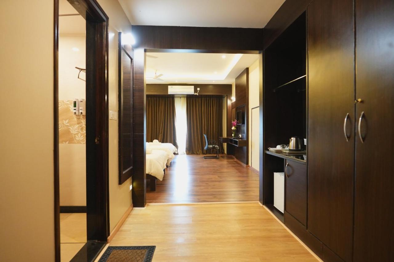 The King'S Meadows Otel Golhalli Dış mekan fotoğraf