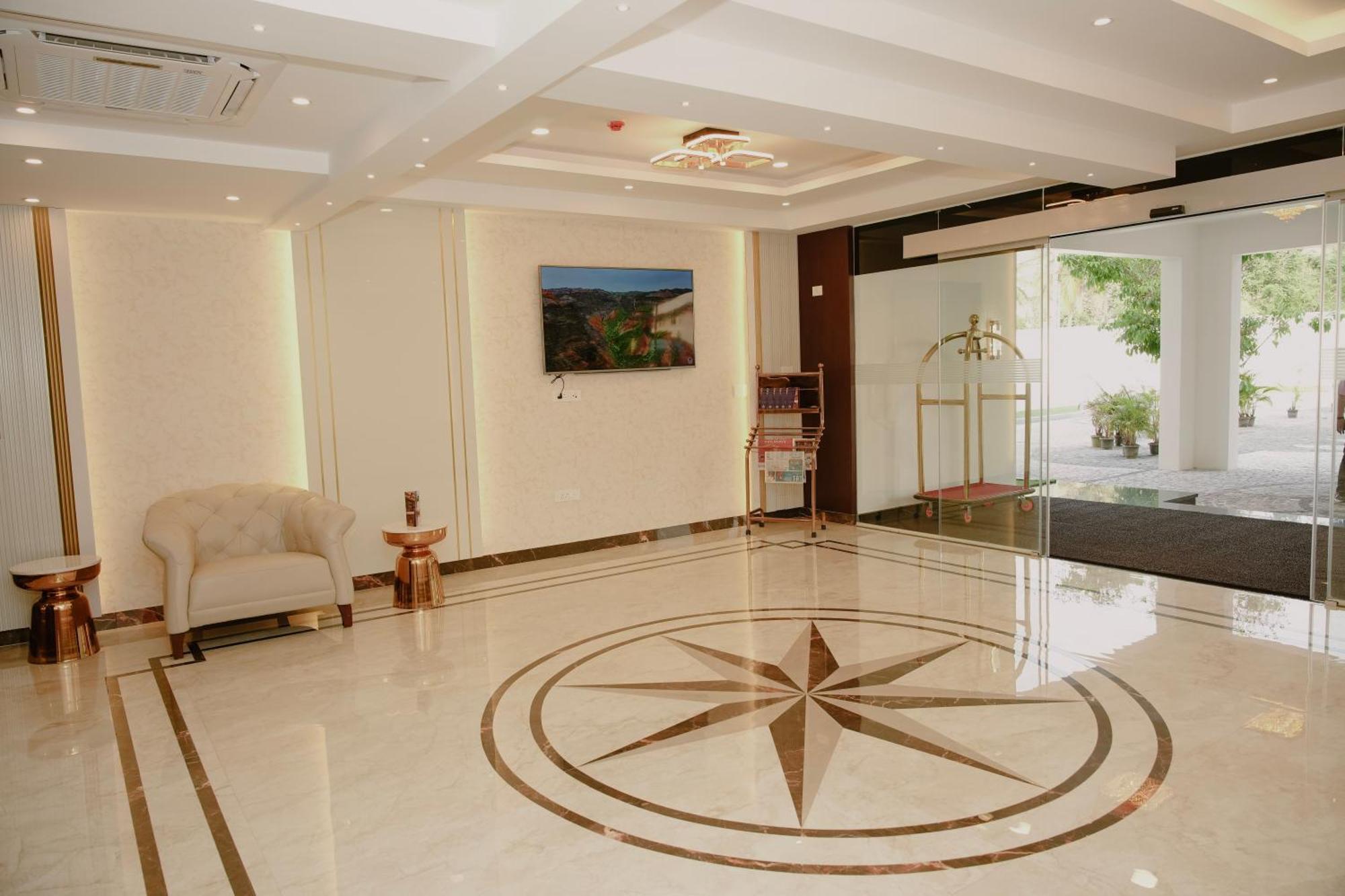 The King'S Meadows Otel Golhalli Dış mekan fotoğraf