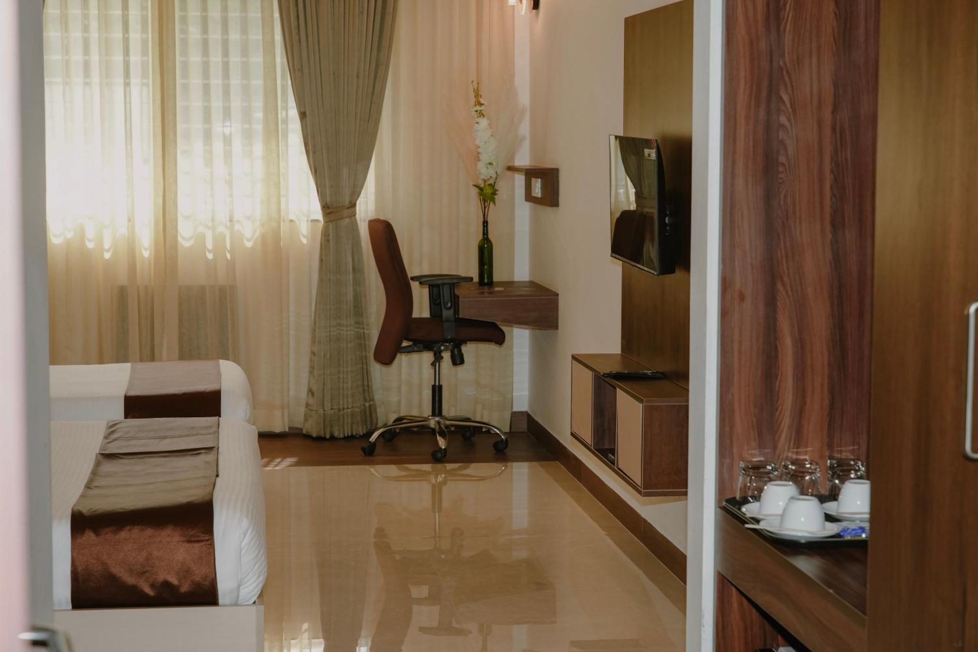 The King'S Meadows Otel Golhalli Dış mekan fotoğraf