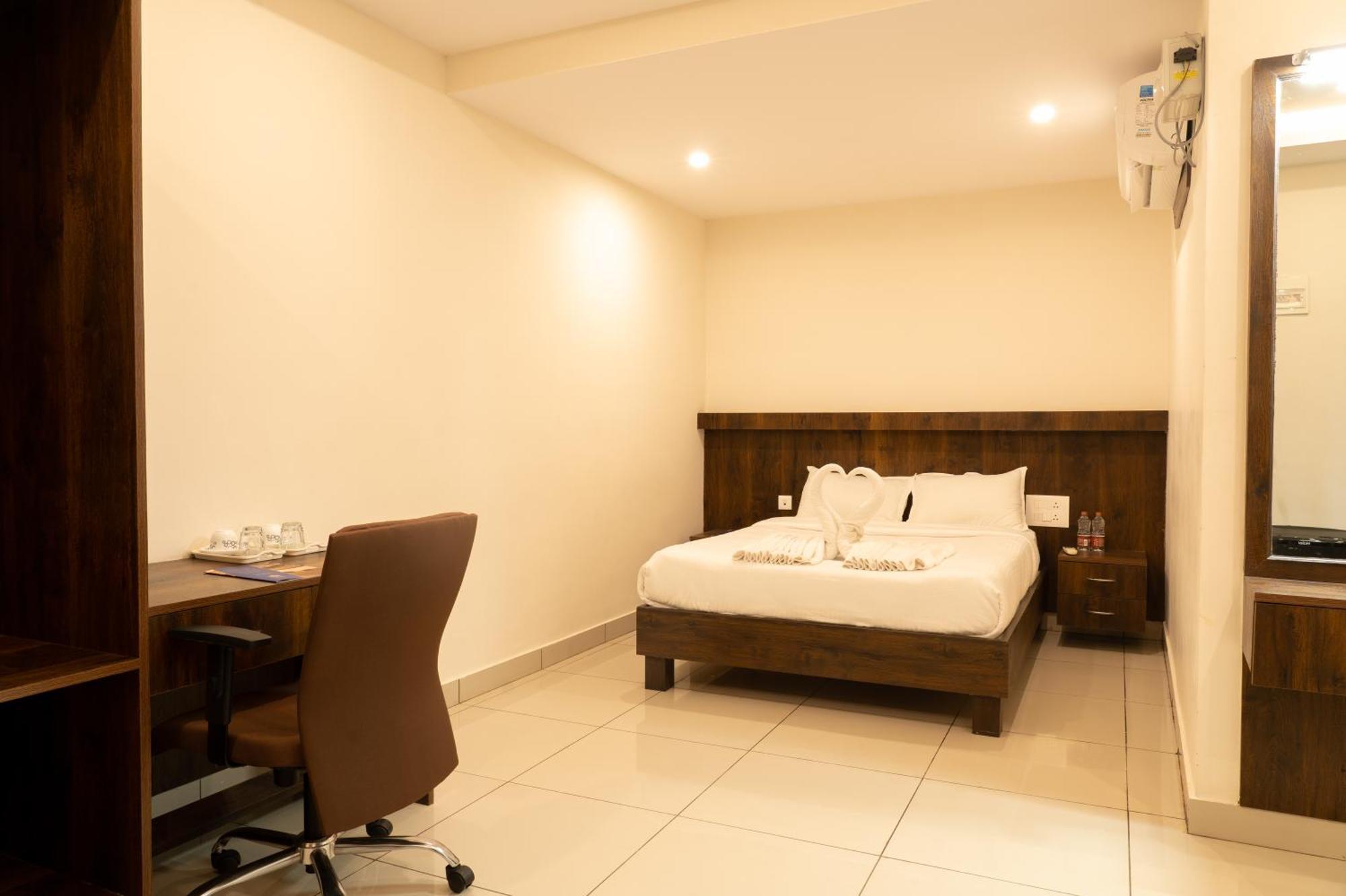 The King'S Meadows Otel Golhalli Dış mekan fotoğraf